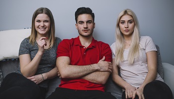 Online Dating Tips for Women Looking for Couples