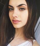 bisexual woman
